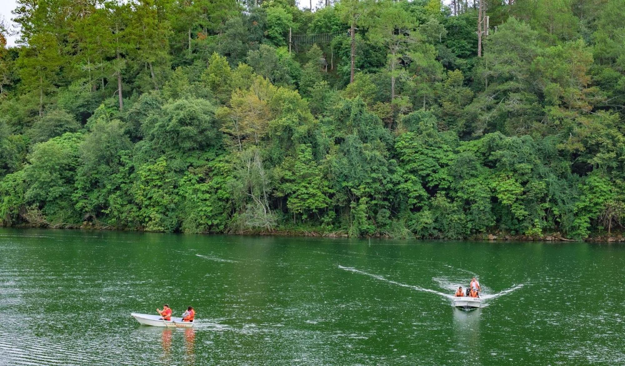 Zirahuen Forest And Resort Экстерьер фото