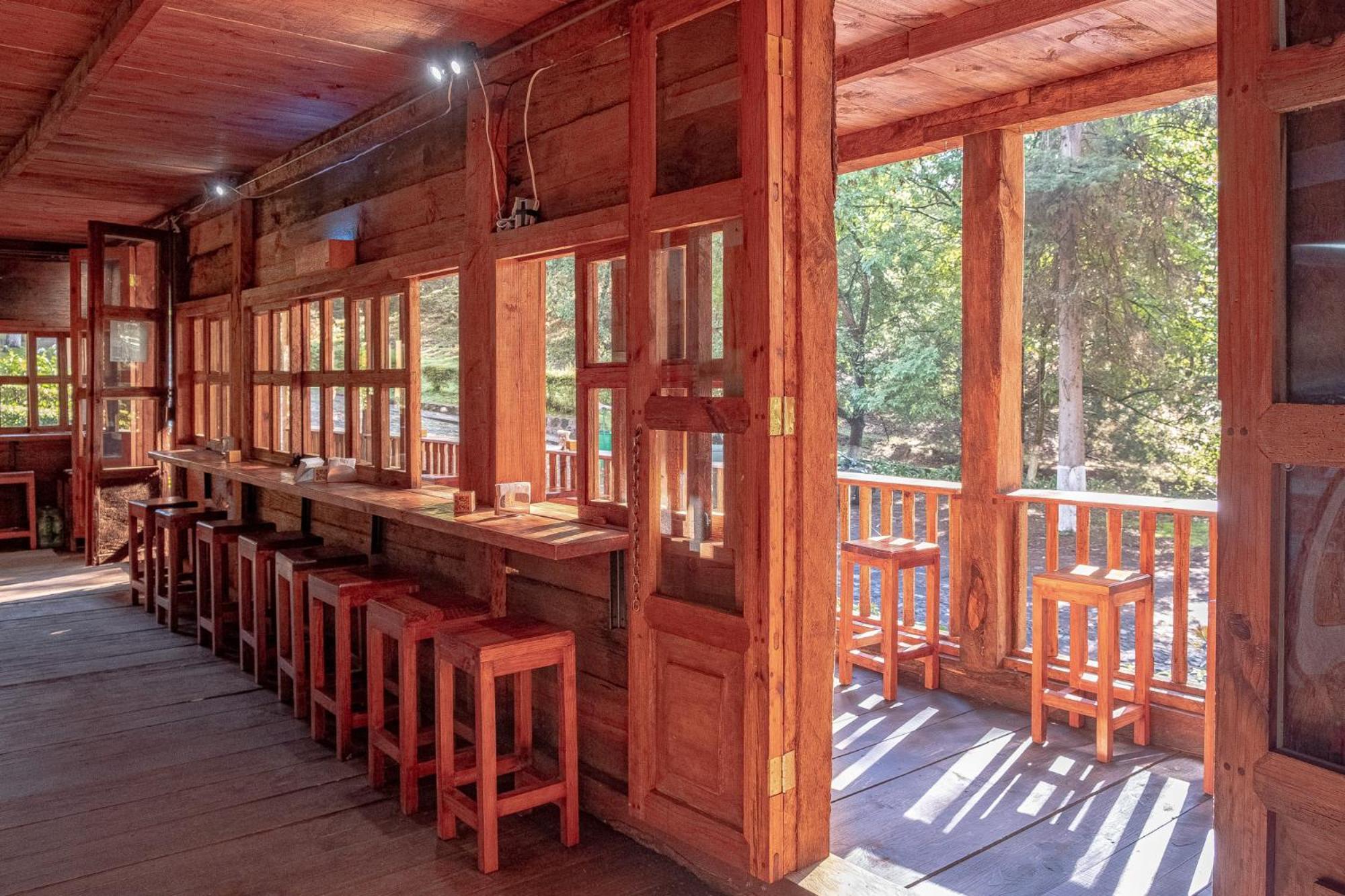 Zirahuen Forest And Resort Экстерьер фото