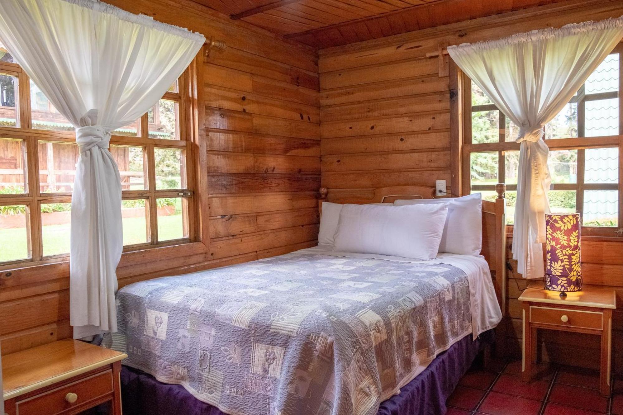 Zirahuen Forest And Resort Экстерьер фото